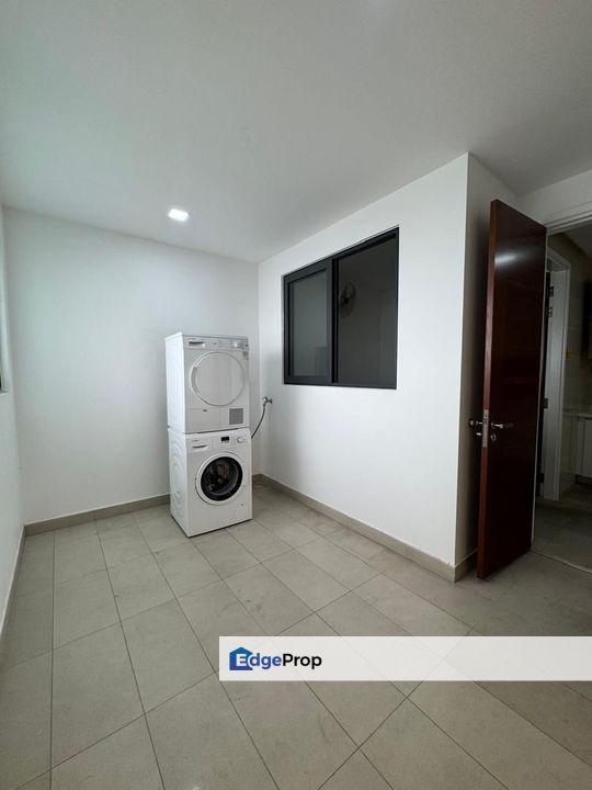 The Astaka @ 1 Bukit Senyum Tower A High Floor for Rent, Johor, Johor Bahru