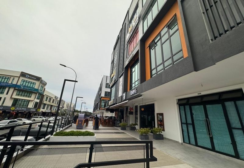 Pelangi Avenue Taman Pelangi