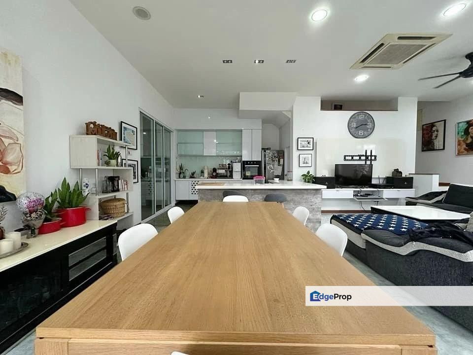 Isola Villa @ Senibong Cove 3 Storey Semi D , Johor, Masai