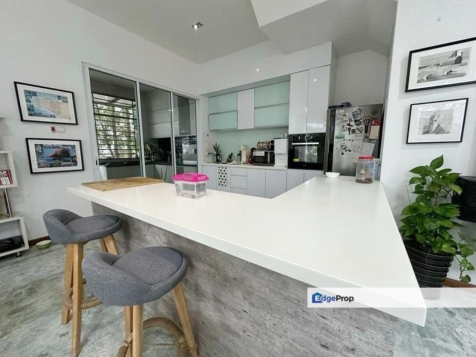 Isola Villa @ Senibong Cove 3 Storey Semi D , Johor, Masai