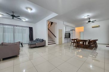 Horizon Hills @ Golf West Double Storey Semi-D House 