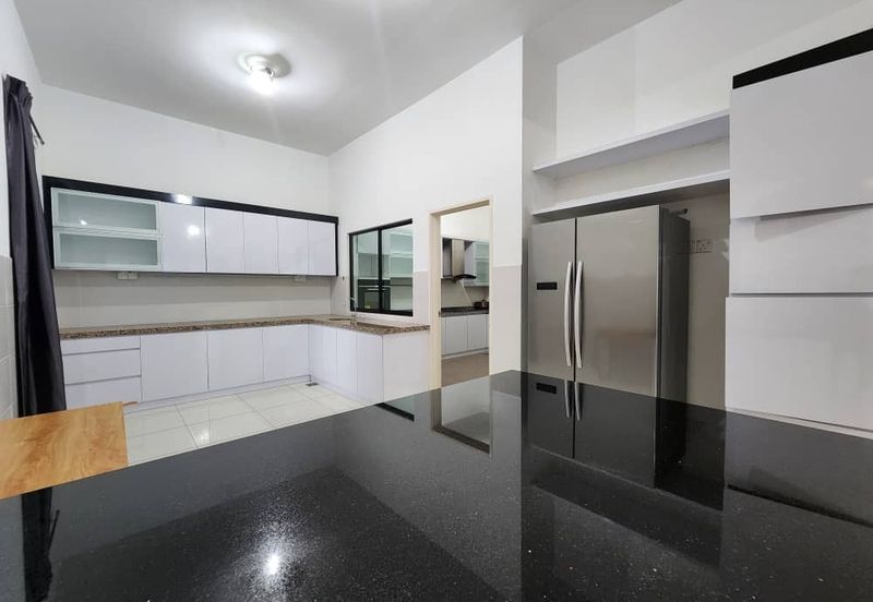 Horizon Hills @ Golf West Double Storey Semi-D House 