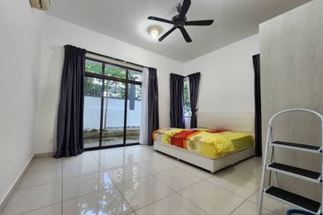 Horizon Hills @ Golf West Double Storey Semi-D House 