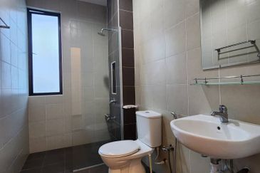 Horizon Hills @ Golf West Double Storey Semi-D House 