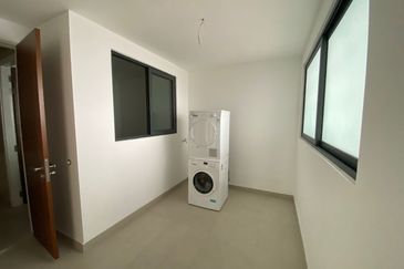 The Astaka @ 1 Bukit Senyum