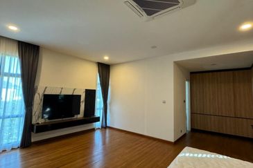 Isola Villa @ Senibong Cove