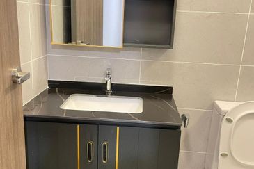 Twin Tower Residence