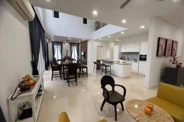 Emerald Bay @ Puteri harbour