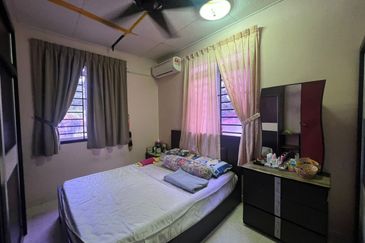 Emerald Bay @ Puteri harbour