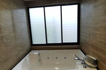 Noble Park @ East Ledang