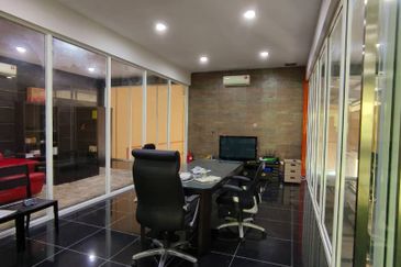 Nusa Cemerlang Industrial Park