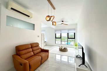 The WaterEdge Residences