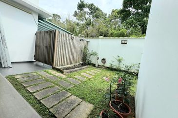 Setia Tropika Unblock View Bungalow Endlot With Pool 