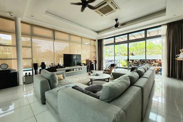 Setia Tropika Unblock View Bungalow Endlot With Pool 