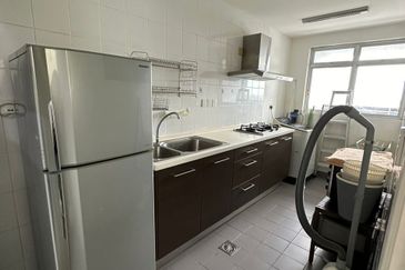 Ujana Executive Apartment