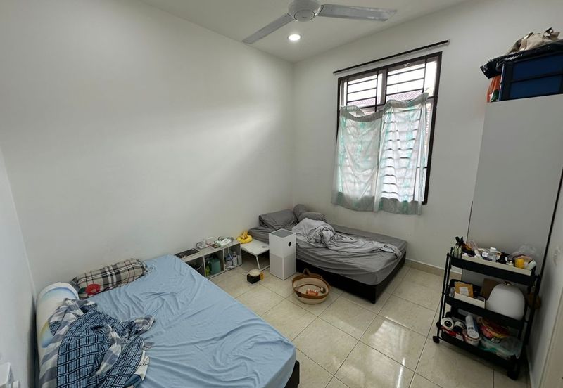 Jalan Setia Tropika 3/12