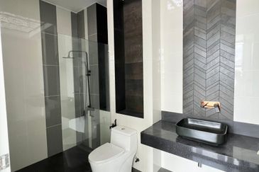 Jalan Setia Tropika @ Alocasia Residence Double Storey Semi-D