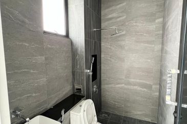 Jalan Setia Tropika @ Alocasia Residence Double Storey Semi-D