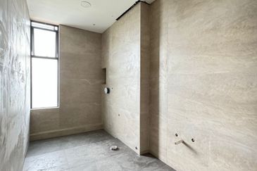 Senibong Cove Waterway Residences