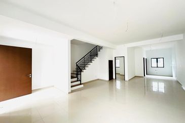 Taman Laman Citra @ Gelang Patah 2 Storey Terrace House