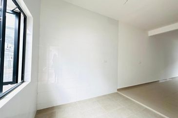 Taman Laman Citra @ Gelang Patah 2 Storey Terrace House