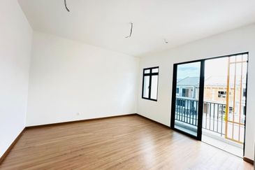 Taman Laman Citra @ Gelang Patah 2 Storey Terrace House