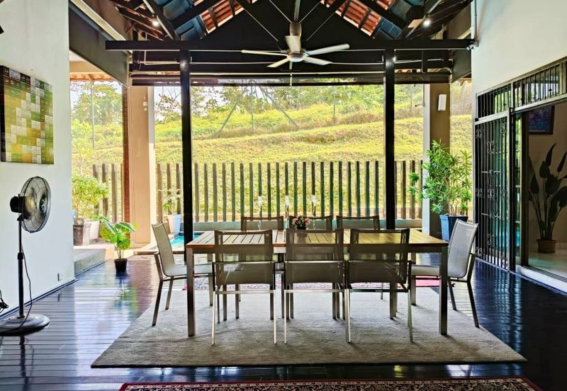 Desa Palma, Nasa City