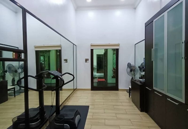 Desa Palma, Nasa City