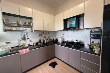 The Pinnacles (Pinnacle Tower)