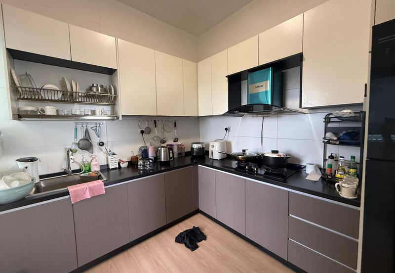 The Pinnacles (Pinnacle Tower)