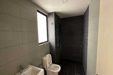 The Canal Garden South, Horizon Hills