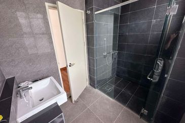 The Canal Garden South, Horizon Hills