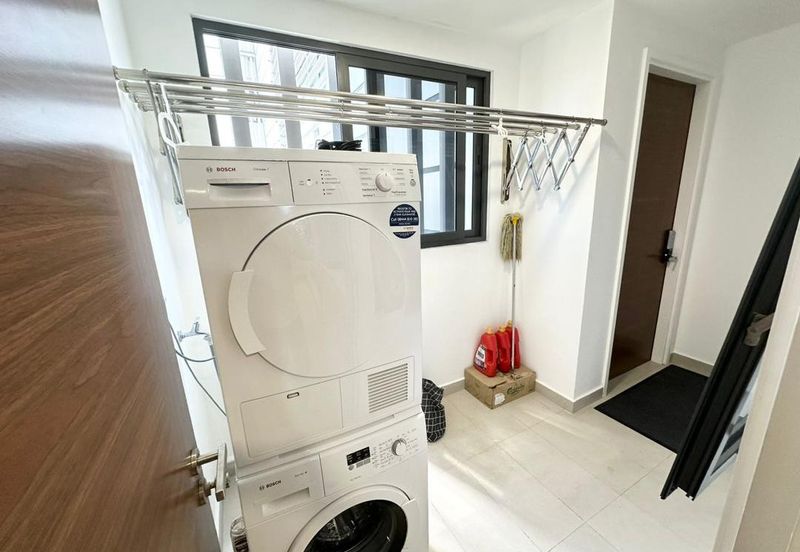 The Astaka @ 1 Bukit Senyum