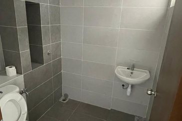 Jalan Laman Citra Double Storey Terrace House 