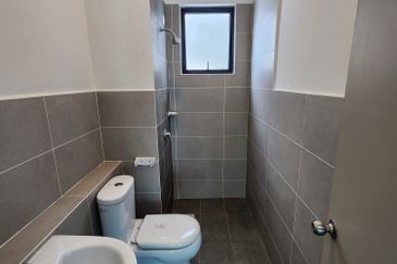 Kingfisher Putatan Condo | Cash Back | New Unit | 1009 sqft | 3R2B