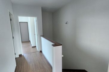 1877sf 2 Storey Terrace House | Parklane 2 Sepanggar | 4 Rooms 4 Bathrooms