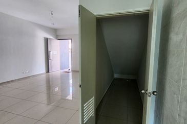1877sf 2 Storey Terrace House | Parklane 2 Sepanggar | 4 Rooms 4 Bathrooms