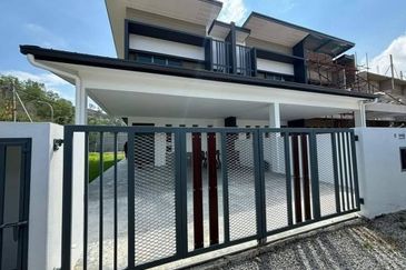 1877sf 2 Storey Terrace House | Parklane 2 Sepanggar | 4 Rooms 4 Bathrooms