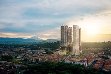 THE LOGG LUYANG 🌟 LINTAS NEW CONDO | Luxury Design | Hot Investment