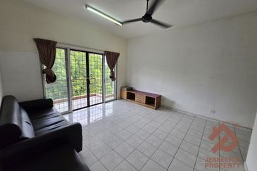 Apartment Vista Seri Melalin