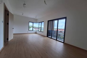 Brand New 3.5 Storey Semi D Kolombong Private Lift 5400sqft Taman Lifo