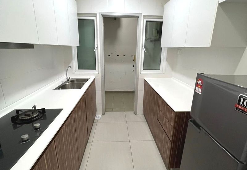 Seasons Luxury Apartments @ Amara Larkin