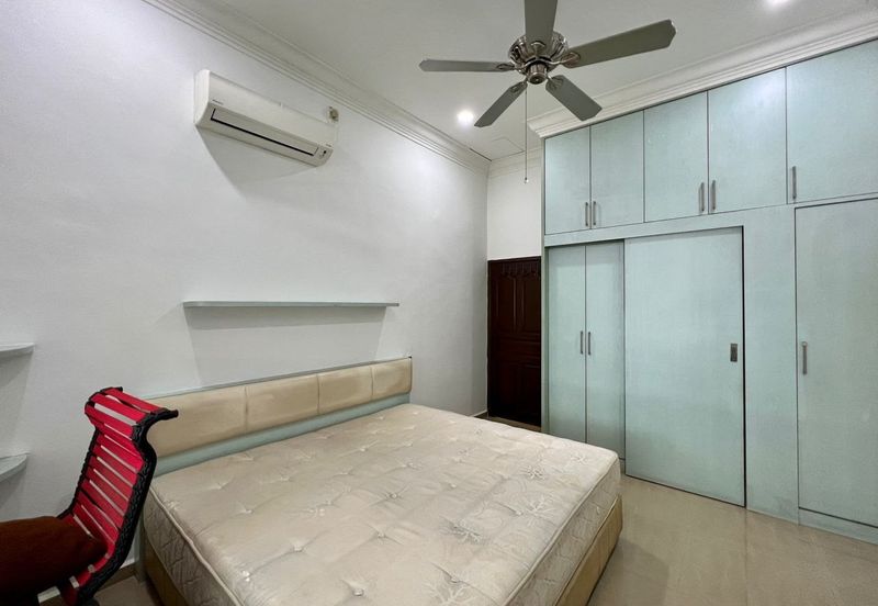 Taman Nusa Bestari 2