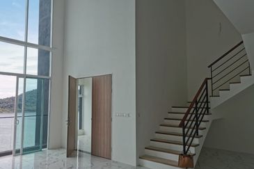 QuayWest Residence