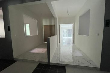 QuayWest Residence