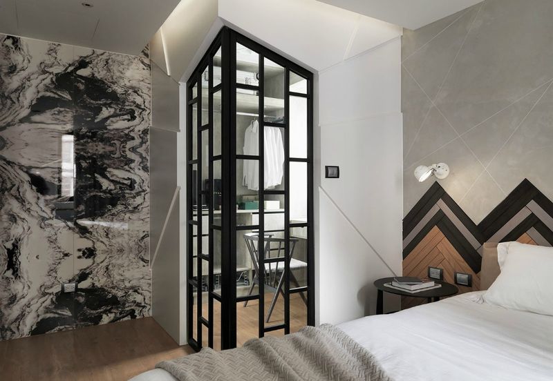 Seasons Luxury Apartments @ Amara Larkin