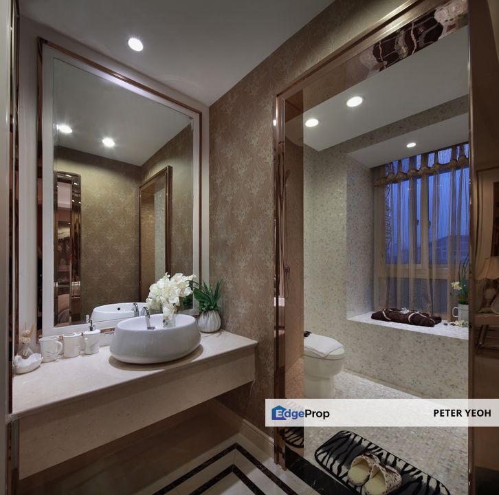 Near Paragon Residences CIQ New Dual key Freehold Pre Launch Project., Johor, Johor Bahru