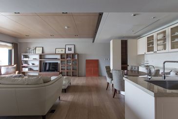 Summerscape Luxury Condominium