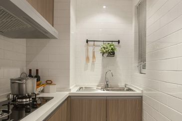 0 Down Payment And Cash Back New Pre Launch Condo Near Mid Valley City