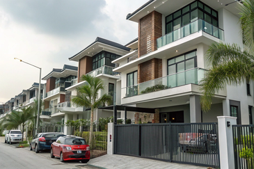 3 Storey Semi-D Freehold Individual Title Next to Kepong...